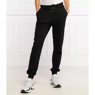 Dresy damskie - Armani Exchange Spodnie dresowe | Regular Fit - grafika 1