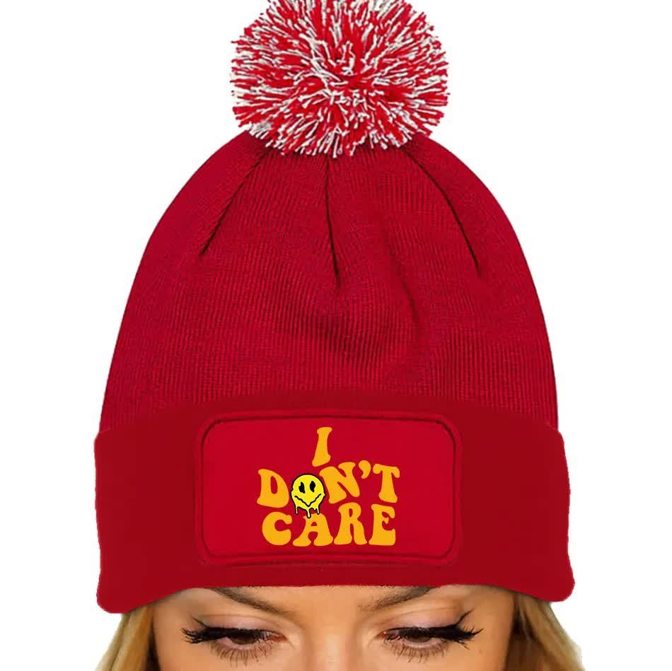 CZAPKA POMPON Bawełniana ZIMOWA Czerwona Motywacyjne I DON'T CARE Wzory