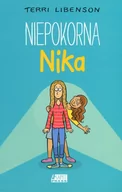 Księgarnia OUTLET - [OUTLET] Niepokorna Nika - miniaturka - grafika 1