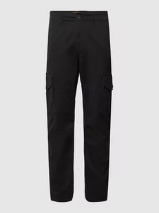 Spodnie cargo o kroju tapered fit z kieszeniami cargo - Spodnie męskie - miniaturka - grafika 1