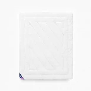 Kołdra antyalergiczna całoroczna AMZ MIKROFIBRA Rozmiar - 180x200, Kolor poduszek i kołder - biały - Kołdry - miniaturka - grafika 1