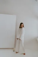 Spodnie sportowe damskie - Długie spodnie Lekko, białe - miniaturka - grafika 1