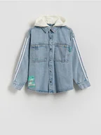 Bluzki dla chłopców - Reserved - Jeansowa koszula z kapturem - niebieski - miniaturka - grafika 1