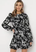Sukienki - Czarna Rozkloszowana Sukienka o Kwiatowym Wzorze z Falbanką i Gumką w Talii Sarasila - miniaturka - grafika 1