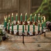 Ozdoby bożonarodzeniowe - Wieniec na świece Margarit - miniaturka - grafika 1