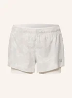 Spodenki damskie - New Balance Szorty Do Biegania 2 W 1 Rc 2-In-1 Short 3" grau" - miniaturka - grafika 1