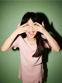 Bluzki dla dziewczynek - Reserved - Bluzka z wiskozy z dodatkiem lnu - brudny róż - miniaturka - grafika 1