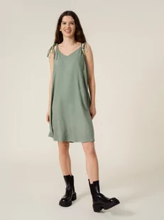 Damska sukienka bez rękawów mini OUTHORN SUDD604 - zielona - Outhorn - Sukienki - miniaturka - grafika 1