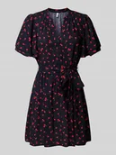 Sukienki - Sukienka mini taliowana z wiązanym paskiem model ‘NOVA’ - miniaturka - grafika 1