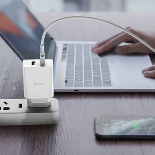 Baseus szybka ładowarka sieciowa 2x USB 10,5 W 2,1 A + kabel USB - Lightning 2,4 A 1 m biały (TZCCFS-R02) - Ładowarki do telefonów - miniaturka - grafika 8