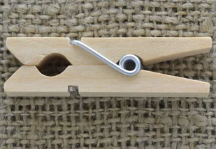 [171100] Klamerka drewniana 34*9mm 3szt - Spinacze i klipsy do papieru - miniaturka - grafika 1