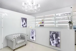 Voucher do salonu Skin Like Silk Premium w Warszawie - Czasopisma - miniaturka - grafika 1