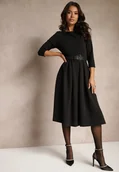 Sukienki - Czarna Sukienka o Rozkloszowanym Kroju z Ozdobnymi Przeszyciami Reanelis - miniaturka - grafika 1