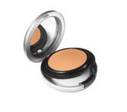 Pudry do twarzy - MAC Studio Fix Powder Plus Foundation NC30 - miniaturka - grafika 1