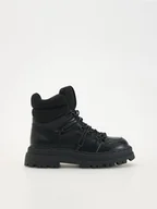 Śniegowce damskie - Reserved - Sznurowane botki za kostkę - czarny - miniaturka - grafika 1