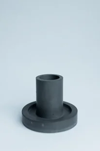 Ręcznie Wykonany Świecznik Na Świecę Stożkową Czarny - Świeczniki - miniaturka - grafika 1