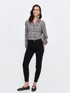 Spodnie damskie - Czarne spodnie rurki damskie - miniaturka - grafika 1