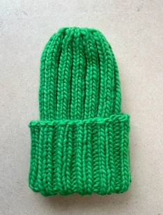 Zimowa wełniana czapka Buran 100% wełna z Peru zielona - Czapki damskie - miniaturka - grafika 1