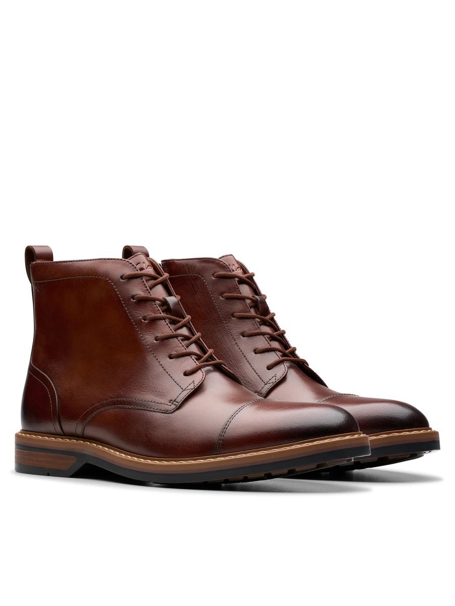 CLARKS TRZEWIKI BRĄZOWE SKÓRZANE ZA KOSTKĘ MĘSKIE 41 6GA