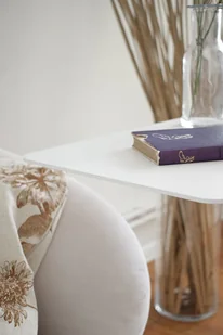 Metalowy stolik do kanapy prostopadły Medi - Ławy i stoliki kawowe Metalowy stolik do kanapy prostopadły Medi - Ławy i stoliki kawowe - miniaturka - grafika 1