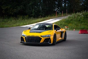 Jazda Audi R8 V10 po torze w Krakowie - Czasopisma - miniaturka - grafika 1