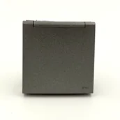 Klawisze i ramki - EFAPEL LOGUS90 ELEMENT CENTRALNY DO GNIAZDA Z UZIEMIENIEM Z POKRYWĄ IP44 GRAFIT 90654 TIS - miniaturka - grafika 1