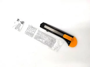 Nożyk Uniwersalny 18mm Akcesoria - Tapety - miniaturka - grafika 1