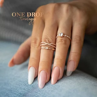 Żel budujący z tiksotropią MollyLac One Drop Tixology Silky White 15 g - Żele do paznokci - miniaturka - grafika 1