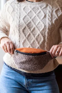 Nerka baranek kawa z mlekiem z pomarańczową klapą - Nerki Nerka baranek kawa z mlekiem z pomarańczową klapą - Nerki - miniaturka - grafika 1