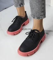 Botki damskie - Czerwone półbuty na masywnej podeszwie Kay-40 - miniaturka - grafika 1