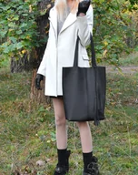 Torebki damskie - Skórzany worek z frędzlami - miniaturka - grafika 1