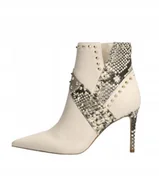 Botki damskie - GUESS BEŻOWE BOTKI NA SZPILCE Z ĆWIEKAMI I WZOREM SKÓRY WĘŻA 36 GPA - miniaturka - grafika 1