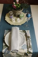 Obrusy i serwetki - Bieżnik plamoodporny granatowego koloru jednolity - miniaturka - grafika 1