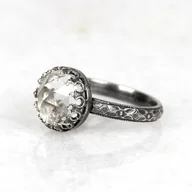 Pierścionki - Srebrny oksydowany pierścionek Princess z kryształem górskim w stylu Vintage - miniaturka - grafika 1
