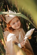 Zabawy w naśladowanie dorosłych - Magiczna, lniana peleryna dla dziecka "Złota wróżka" - miniaturka - grafika 1