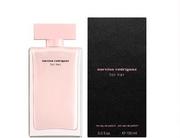 Wody i perfumy damskie - Narciso Rodriguez For Her woda perfumowana 50ml - miniaturka - grafika 1