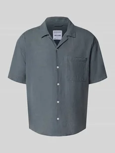 Koszula casualowa o kroju relaxed fit z rękawem o dł. 1/2 model ‘CAIDEN’ - Koszule męskie - miniaturka - grafika 1