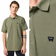 Koszulki męskie - Wrangler SS POLO Dusty Olive ZIELONA BAWEŁNIANA POLÓWKA Z MAŁYM LOGO XL - miniaturka - grafika 1