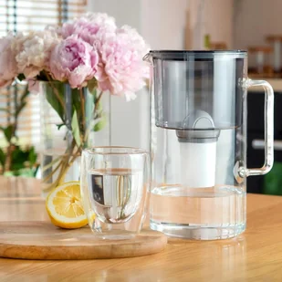 Wessper AquaClassic Crystalline 2,5L Czarny szklany dzbanek filtrujący z 12 wkładami - Dzbanki filtrujące - miniaturka - grafika 11