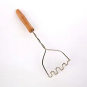 Pozostałe akcesoria kuchenne - Altom UGNIATACZ DO ZIEMNIAKÓW DREWNIANYM UCHWYT - miniaturka - grafika 1