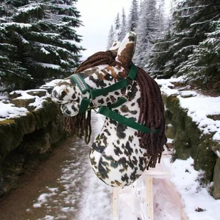 Konik Na Kijku Hobby Horse - Inez Zestaw + Metryczka - Maskotki i pluszaki - miniaturka - grafika 1