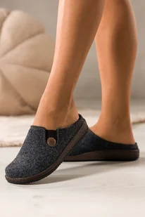 Grafitowe kapcie damskie Inblu obuwie domowe z wyjmowaną wkładką w cholewce guma z ozdobą MO999989 - Kapcie damskie - miniaturka - grafika 1