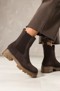 Czekoladowe botki skórzane damskie Sergio Leone na beżowej bieżnikowanej platformie elastyczna guma w cholewce GI74266-H - Botki damskie - miniaturka - grafika 1
