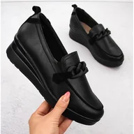 Mokasyny damskie - Skórzane półbuty damskie z łańcuszkiem czarne Sergio Leone PB231-S - miniaturka - grafika 1