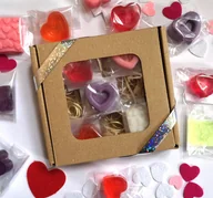 Mydła - Senzi Cosmetics, Zestaw Prezentowy Mydło Glicerynowe Mydełko Serce Do Rąk Na Walentynki Prezent Dla Mamy Babci - miniaturka - grafika 1