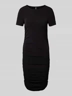 Sukienki - Sukienka midi o dopasowanym kroju z bocznym marszczeniem model ‘MADISON’ - miniaturka - grafika 1