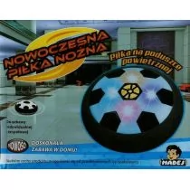 Madej Madej Piłka 15 cm ze światłem - Pozostały sprzęt i akcesoria do ćwiczeń - miniaturka - grafika 1