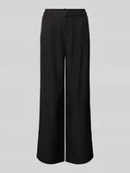 Spodnie damskie - Spodnie materiałowe z szeroką nogawką i zakładkami w pasie - miniaturka - grafika 1