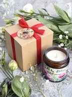 Świece - Gotowy prezent dla Super Nauczycielki świeca sojowa Płatki piwonii 120 ml - miniaturka - grafika 1