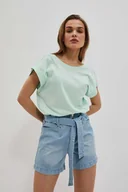 Koszulki i topy damskie - T-shirt z odkrytymi plecami miętowy - MOODO - miniaturka - grafika 1